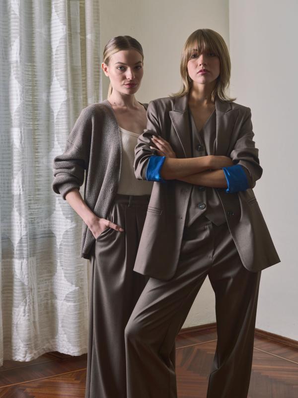 Spencer Clothing - Double outfit gonna Osaka con cardigan misto lana e giacca Billy con gilet Carter e pantalone Benny 